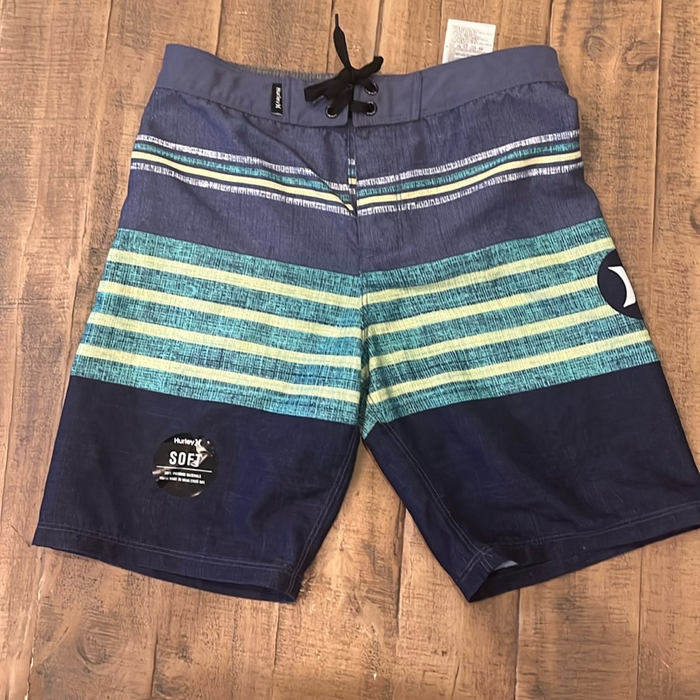 NWOT boys size 10 Hurley board shorts